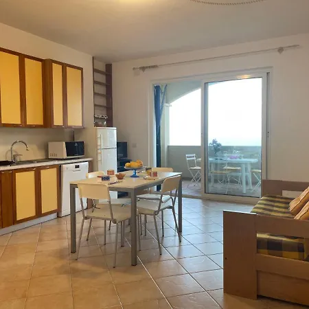 Chiara - Ptl201 By Interhome